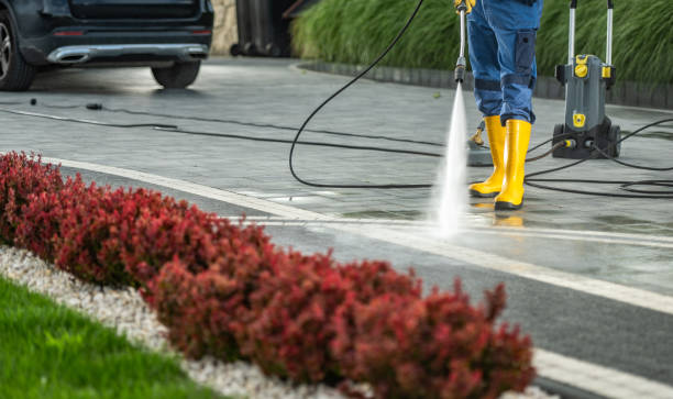 Best Pressure Washing Driveway  in Gambier, OH